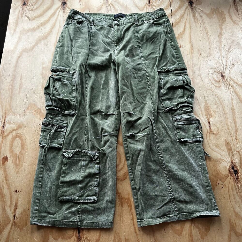 Forever 21 Olive Green Wide Leg Cargo Pants - 2X